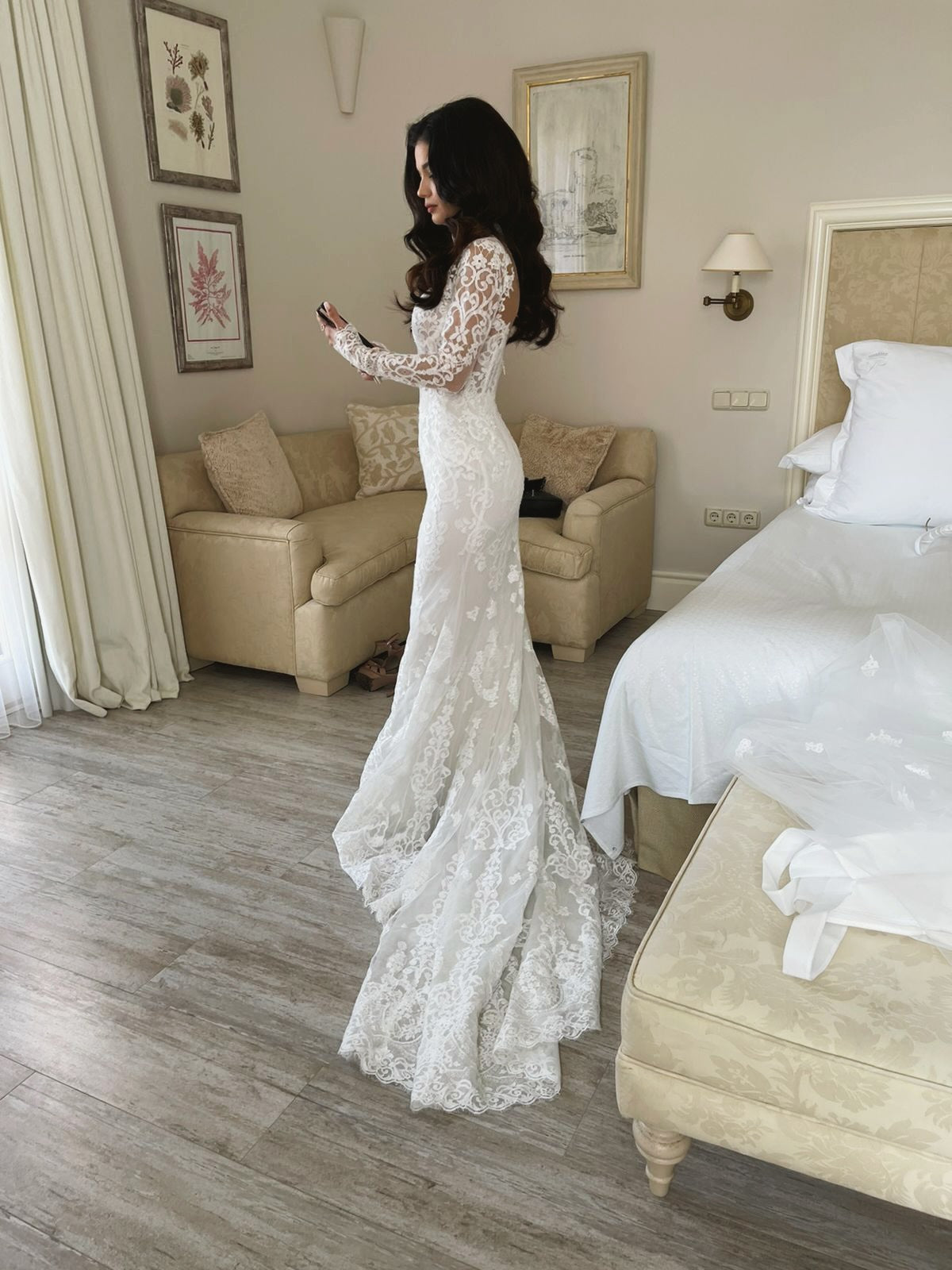 Zuhair Murad Bridal Fall 22 - Look 8 – Nearly Newlywed